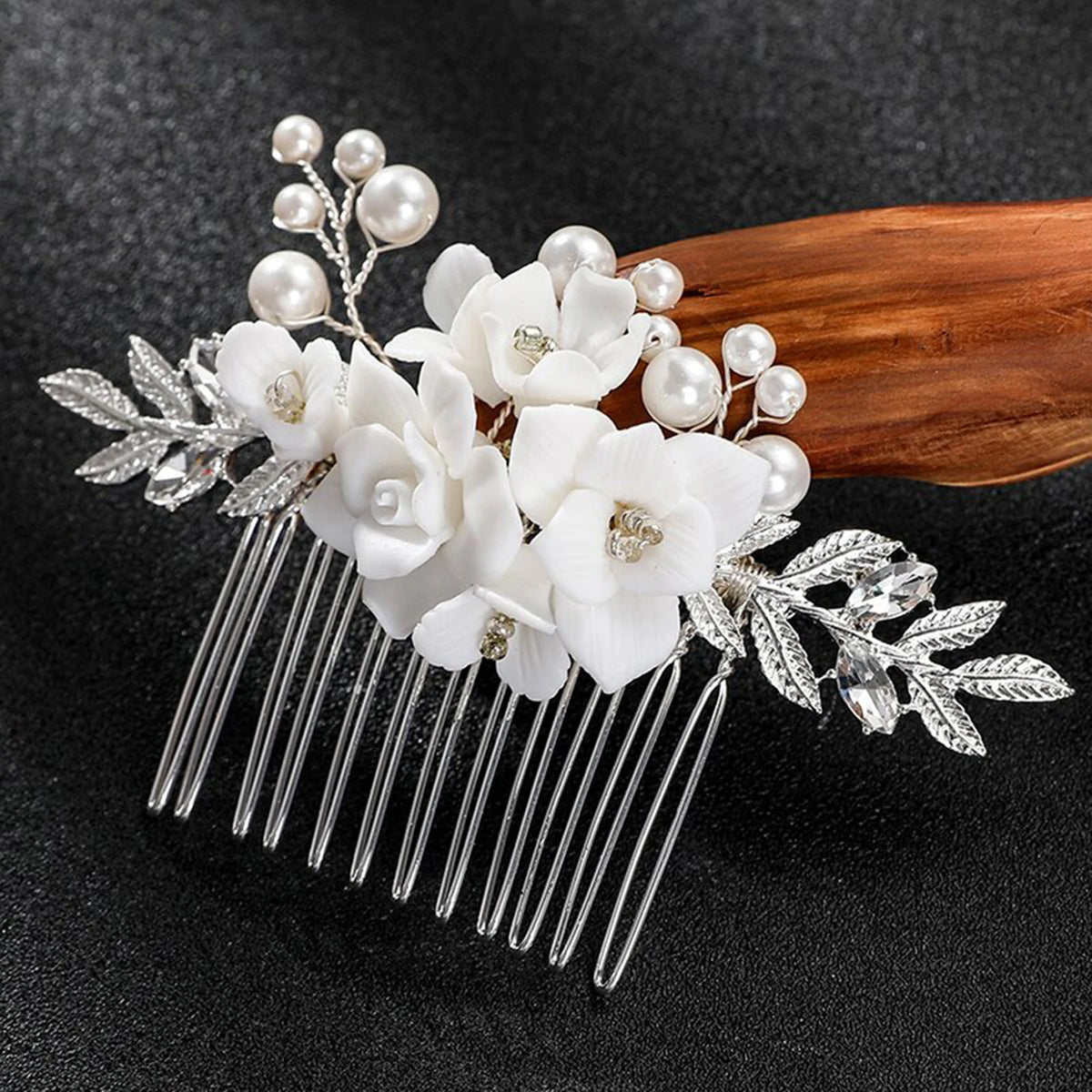 Bridal Hair Comb Pearl Tiaras for Women Wedding Hair Accessories Fashion Flower Hairpin Girl Lady Hairband Marriage Hair Jewelry