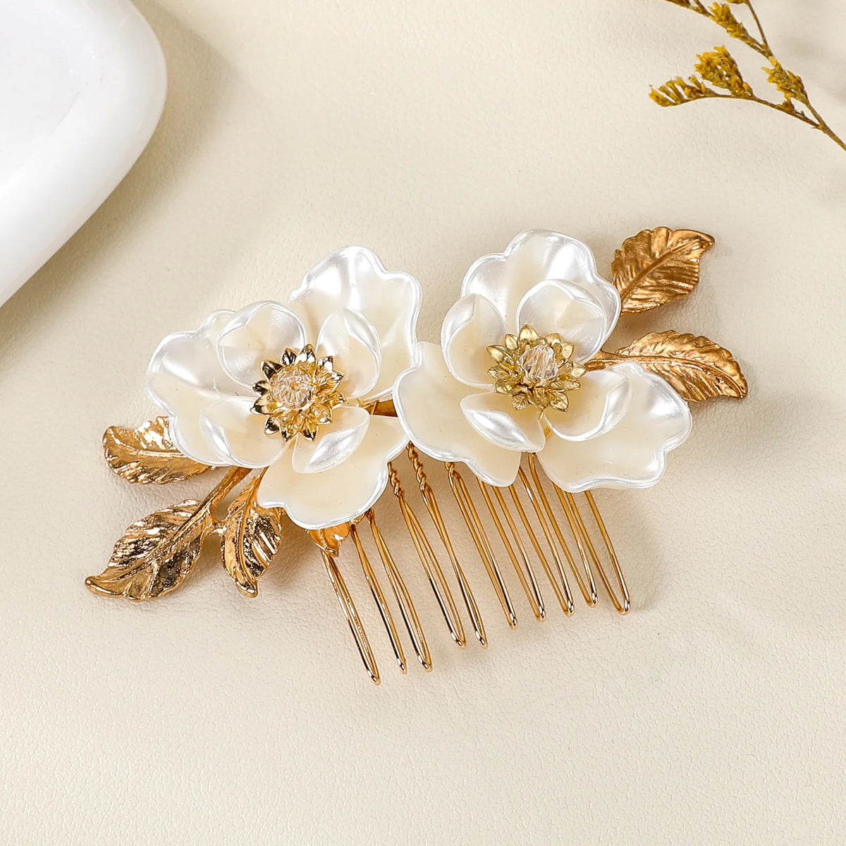 Bridal Hair Comb Pearl Tiaras for Women Wedding Hair Accessories Fashion Flower Hairpin Girl Lady Hairband Marriage Hair Jewelry