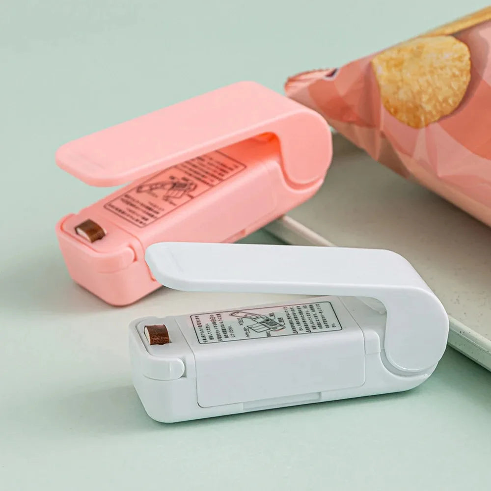 Portable Mini Heat Sealer Handheld Plastic Snack Bag Sealer Household Food Storage Packaging Sealing Machine